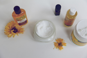 Homemade-coconut-lavender-conditioner-ingredients