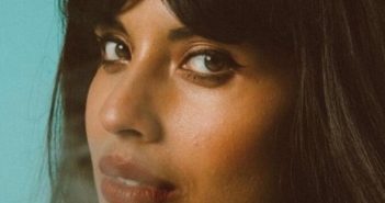 Should airbrushing be illegal? Millions suffer from eating disorders. Do edited photographs make matters worse?